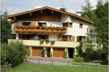 Austria Privát Obernberg, Esterno